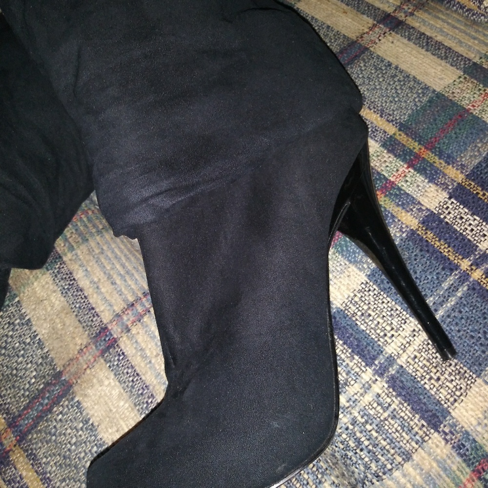 Antonio Melani Suede Black stilletto boot